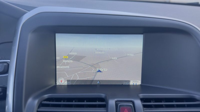 VOLVO XC60 D4 181CH  BVM6 MOMEMTUM 2014 GARANTIE 6MOIS