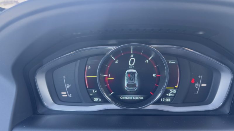 VOLVO XC60 D4 181CH  BVM6 MOMEMTUM 2014 GARANTIE 6MOIS