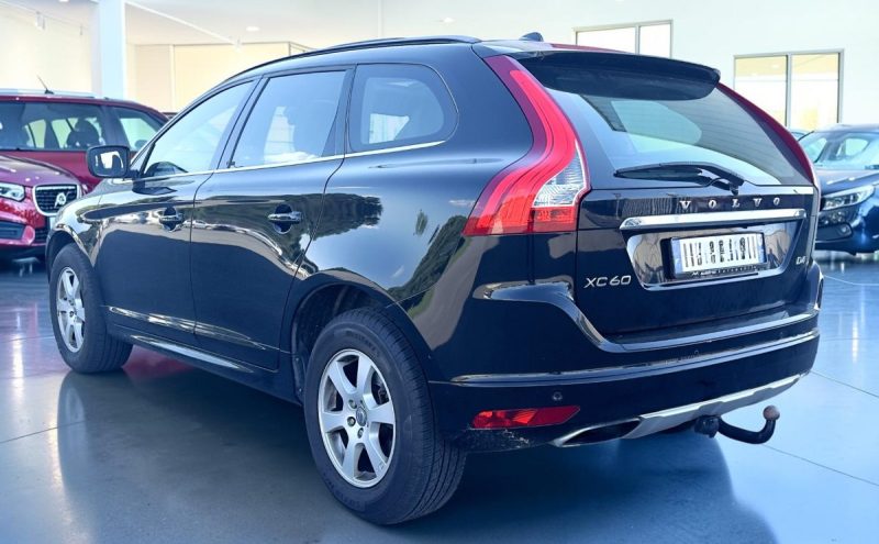 VOLVO XC60 D4 181CH  BVM6 MOMEMTUM 2014 GARANTIE 6MOIS