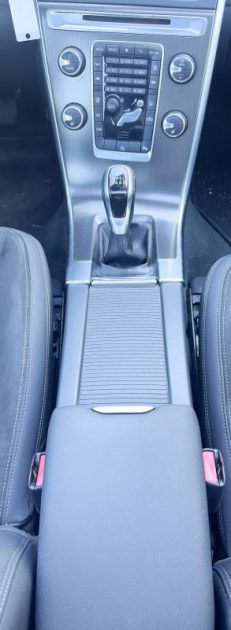 VOLVO XC60 D4 181CH  BVM6 MOMEMTUM 2014 GARANTIE 6MOIS