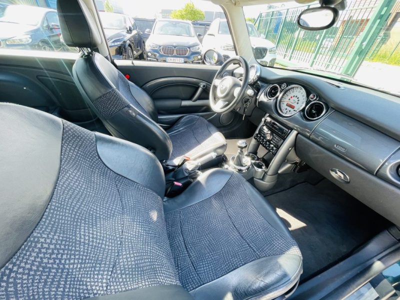 Mini Cooper R50 1.6i 116ch tbe