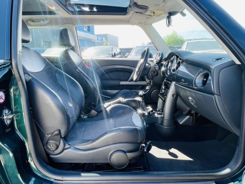 Mini Cooper R50 1.6i 116ch tbe
