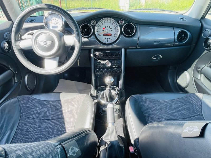 Mini Cooper R50 1.6i 116ch tbe