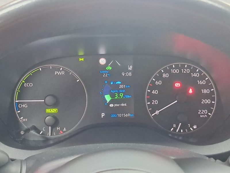 TOYOTA YARIS 4 BERLINE 116cv DYNAMIC BUSINESS 2022/1 ERE MAIN/TVA RECUPERABLE