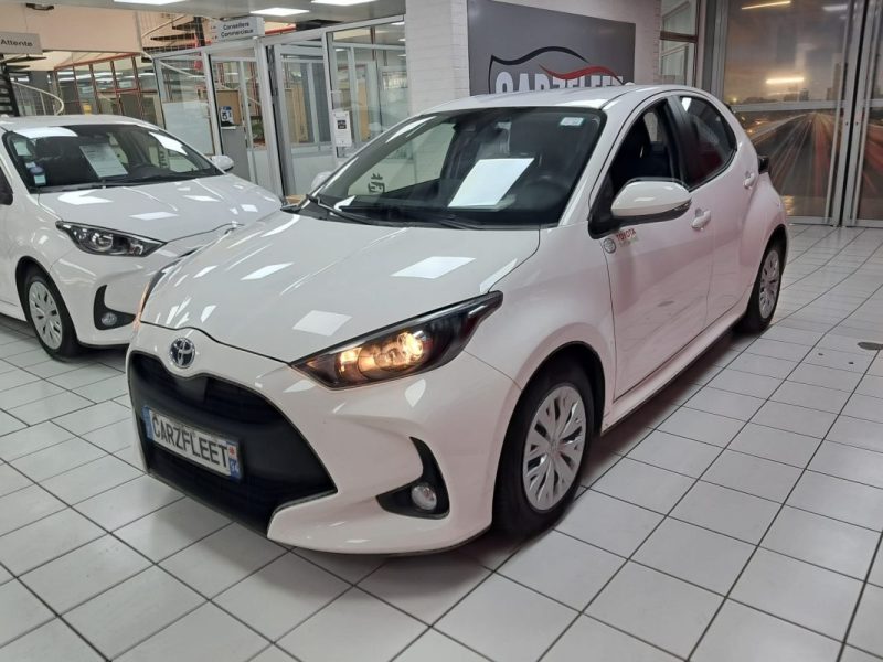 TOYOTA YARIS 4 BERLINE 116cv DYNAMIC BUSINESS 2022/1 ERE MAIN/TVA RECUPERABLE