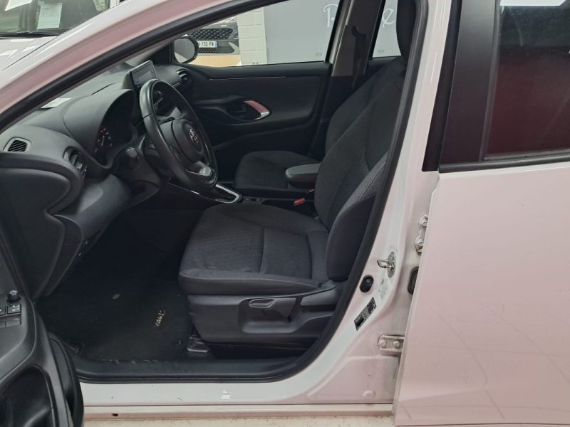 TOYOTA YARIS 4 BERLINE 116cv DYNAMIC BUSINESS 2022/1 ERE MAIN/TVA RECUPERABLE