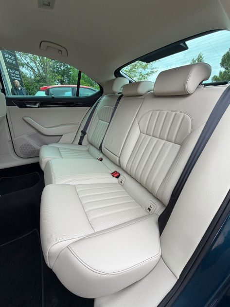 SKODA SUPERB 2.0 TDI 150 Laurin & Klement dsg7 - Toit ouvrant - Audio Canton 