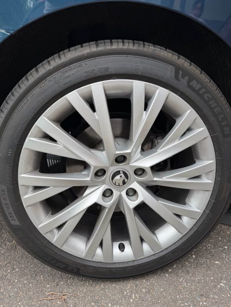 SKODA SUPERB 2.0 TDI 150 Laurin & Klement dsg7 - Toit ouvrant - Audio Canton 