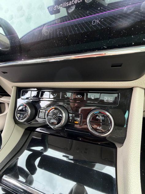 SKODA SUPERB 2.0 TDI 150 Laurin & Klement dsg7 - Toit ouvrant - Audio Canton 