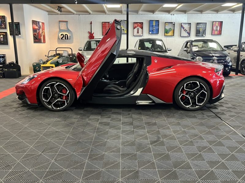 MASERATI MC20 3.0 V6 630 2023