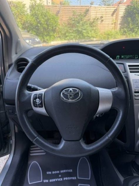 TOYOTA YARIS 1.0VVVT-I SOL 2008 - 48 900Kms - Premier Main - Parfait Etat - SUIVIT TOYOTA