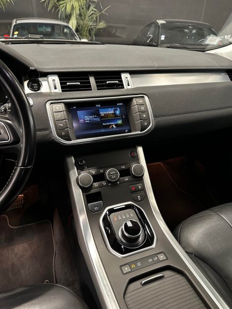 MAGNIFIQUE RANGE ROVER EVOQUE 180 CH 4x4 (SUIVI D’ENTRETIEN, CAMÉRA DE RECUL, CLIMATISATION)