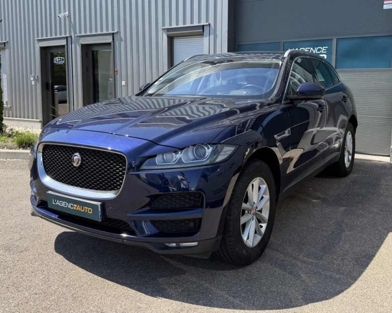 JAGUAR F-PACE V6 3.0 300ch BVA8 PORTFOLIO - TOIT OUVRANT - AFFICHAGE TETE HAUTE - SUIVI COMPLET