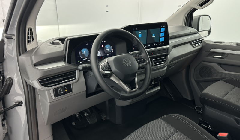 VOLKSWAGEN TRANSPORTER PROCAB  2025