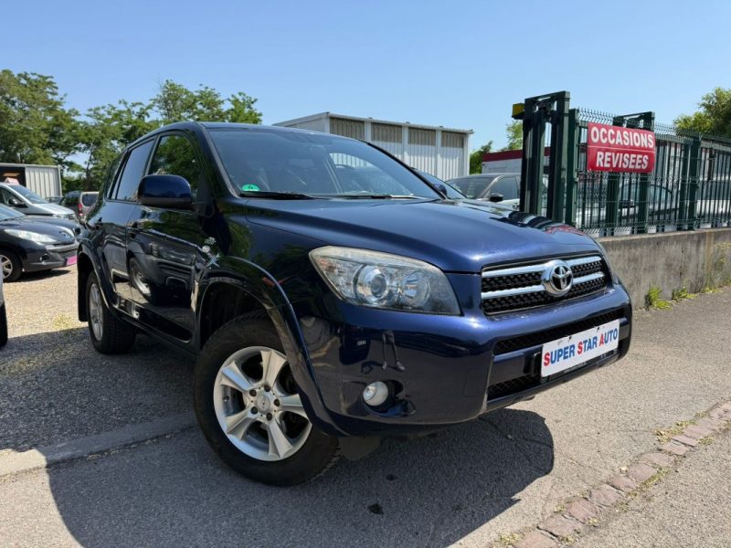 TOYOTA 4x4 RAV-4 2.2l D-4D CLEAN POWER 177CV 4 ROUES MOTRICES