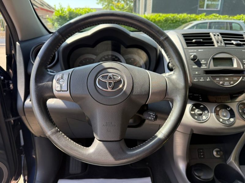 TOYOTA 4x4 RAV-4 2.2l D-4D CLEAN POWER 177CV 4 ROUES MOTRICES
