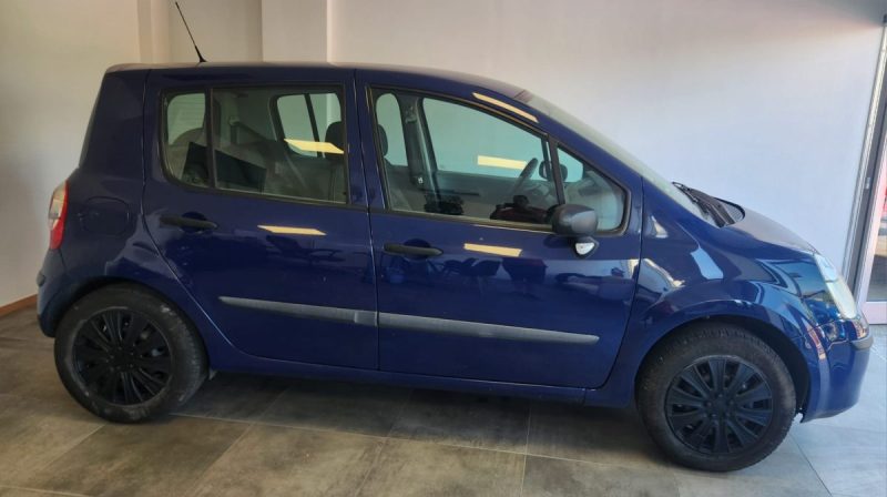 RENAULT MODUS  2006