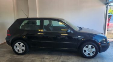 VOLKSWAGEN GOLF  2001