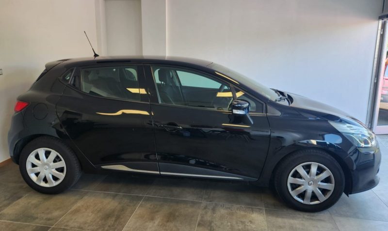 RENAULT CLIO   2015