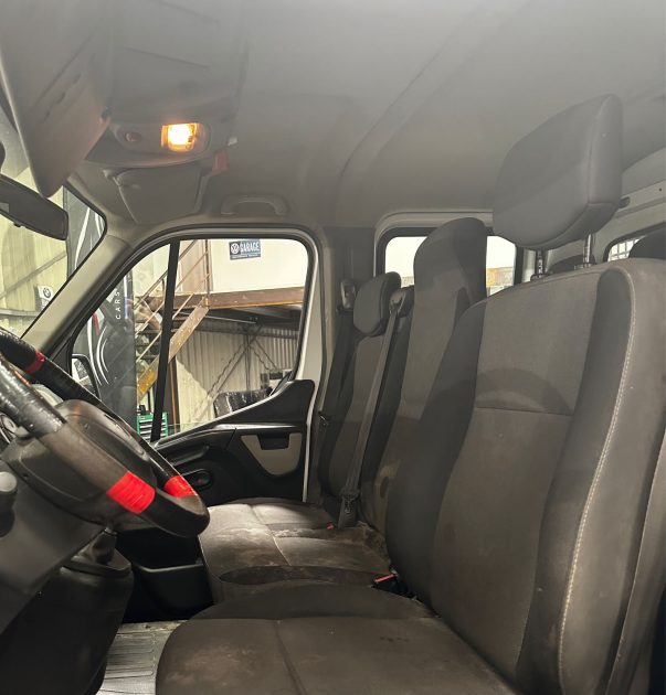 MAGNIFIQUE RENAULT MASTER 7 PLACES 2.3 DCI 125CH (TVA RÉCUPÉRABLE)