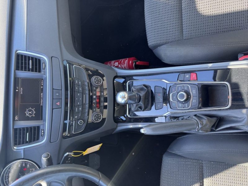 PEUGEOT  508  1.6 HDI 110CV boite auto  2012