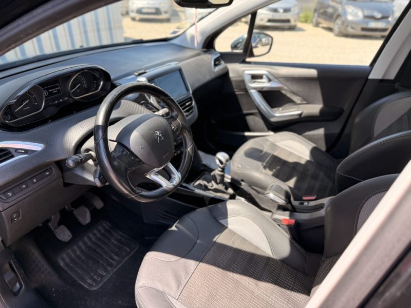 PEUGEOT 2008 1.6 BLEU-HDI 120CV ALLURE 2015 178 000KM 