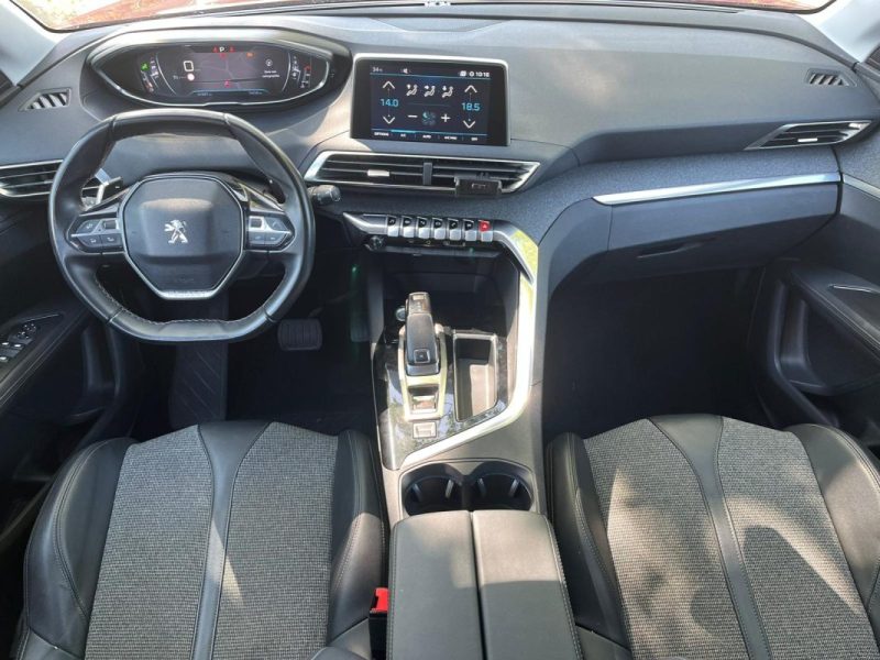 PEUGEOT 3008 Allure 130 ch II Phase 1/1.5 BlueHDi  Boîte Auto EAT8 / Finition Allure / i-Cockpit