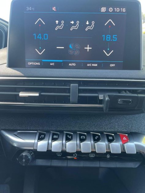 PEUGEOT 3008 Allure 130 ch II Phase 1/1.5 BlueHDi  Boîte Auto EAT8 / Finition Allure / i-Cockpit
