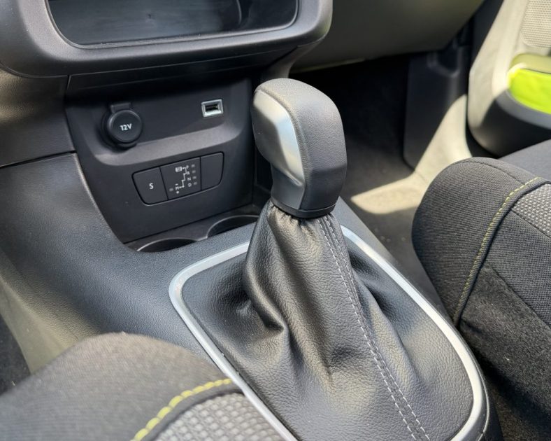 Citroën C3 110 S&S EAT6 Shine - Apple CarPlay - Boite AUTO - COURROIE NEUVE