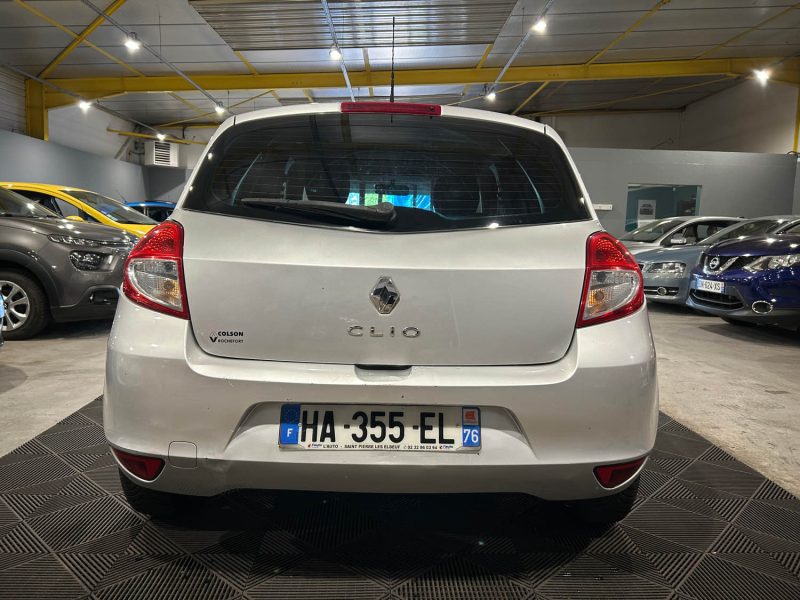 RENAULT CLIO 3 AUTHENTIQUE 1.2 16V 75CH