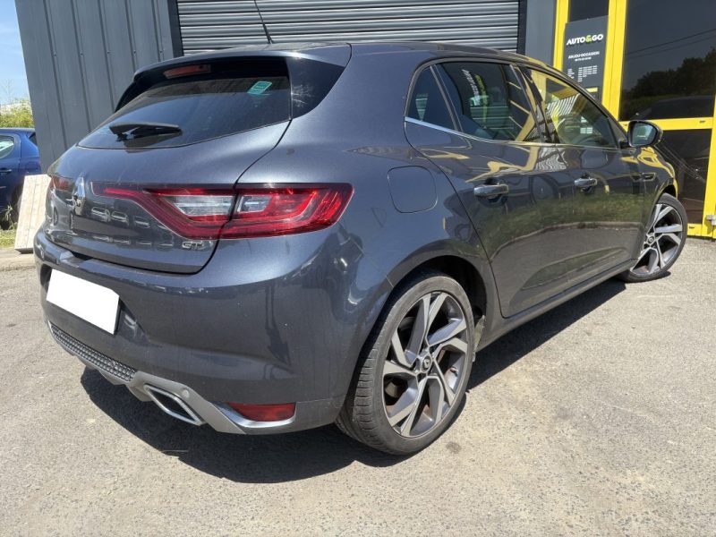 RENAULT MEGANE IV TCE 205 GT EDC 2017