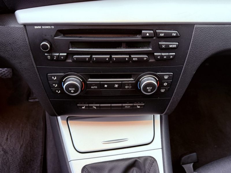 BMW Série 1 118d 143ch Sport Design Garantie 6 Mois