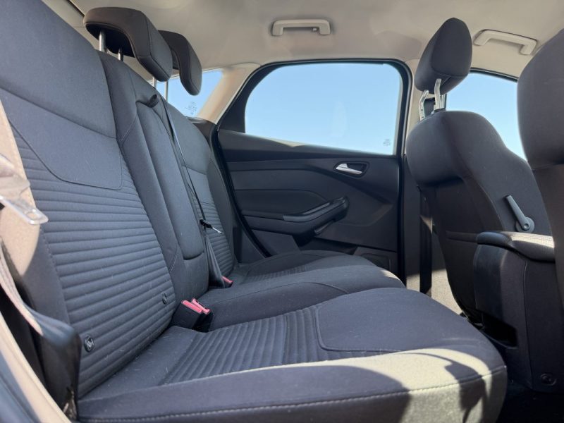 FORD FOCUS 1.5 TDCI 105 cv - GARANTIE 12 mois - Titanium