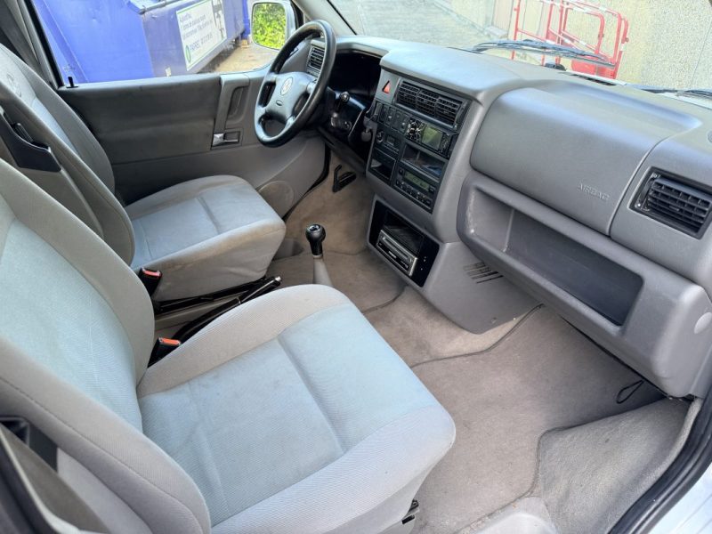 VOLKSWAGEN MULTIVAN TDI 150 CARAVELLE CONFORT 