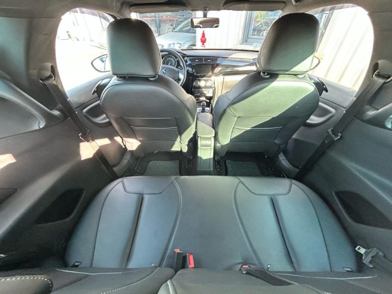 CITROEN DS3 1.6 HDi 92CV PACK SOCHIC  ( PREMIERE MAIN )