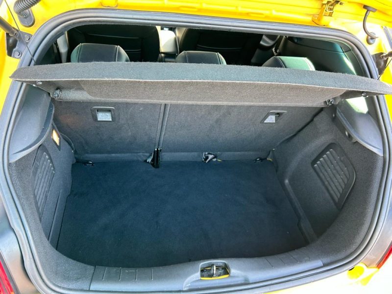 CITROEN DS3 1.6 HDi 92CV PACK SOCHIC  ( PREMIERE MAIN )