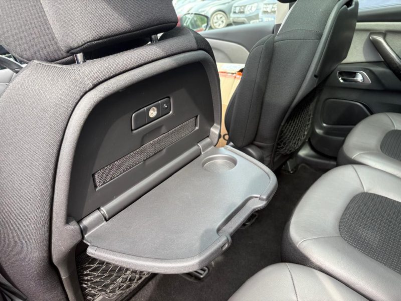 CITROEN C4 PICASSO  BLUEHDI 120 S&S SHINE garantie 12 mois