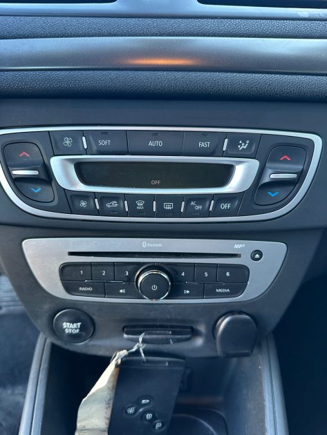 RENAULT MEGANEIII 1.5 DCI 95 LIFE 2014
