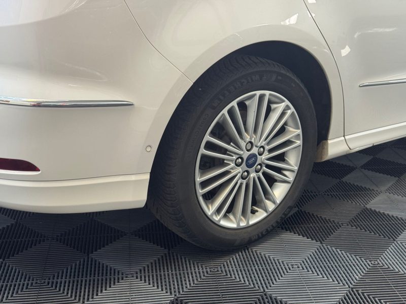 FORD S-MAX 2.0 TDCI BI-TURBO 210ch VIGNALE POWERSHIFT 7 PLACES GARANTIE 12 MOIS HISTORIQUE COMPLET