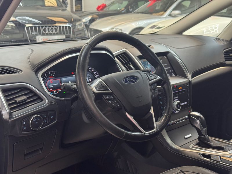 FORD S-MAX 2.0 TDCI BI-TURBO 210ch VIGNALE POWERSHIFT 7 PLACES GARANTIE 12 MOIS HISTORIQUE COMPLET