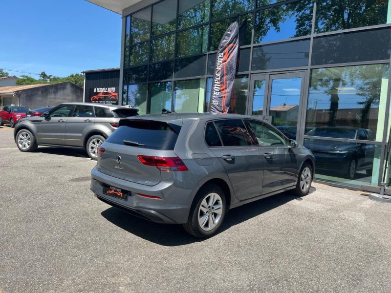 VOLKSWAGEN Golf 8 Life Plus 130 ch 1.5 eTSI MHEV Boîte Auto DSG7 / Digital Cockpit / Apple CarPlay