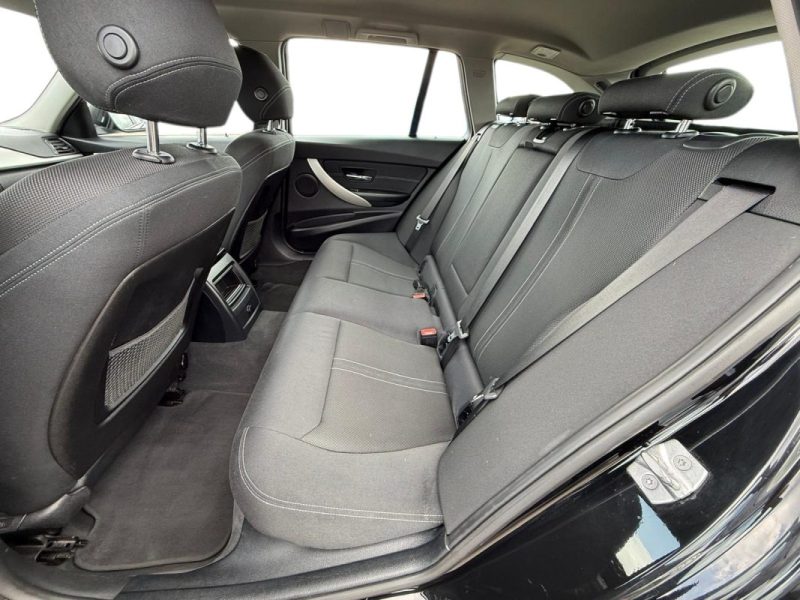 BMW SERIE 3 Touring 318i 136ch