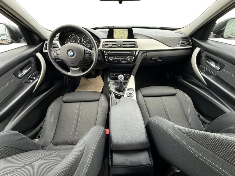 BMW SERIE 3 Touring 318i 136ch