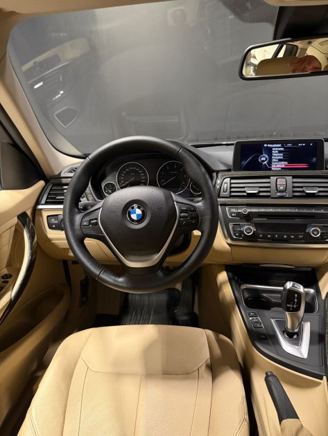 BMW 330D  F31