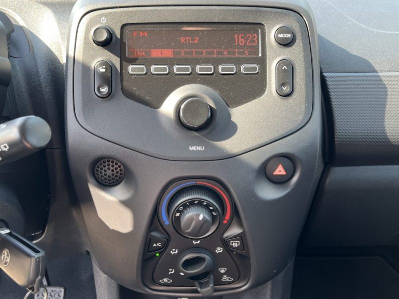 TOYOTA AYGO 1.0 VVT-I 72ch X PH2 07/2021 TVA RECUPERABLE
