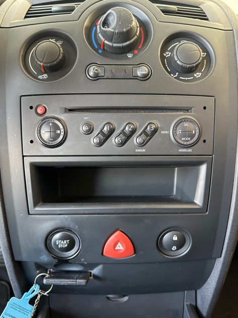 Renault Mégane 2 - 1.6 16V 110cv - Avantage - Garantie 12 mois ou 15.000km Distribution Neuve