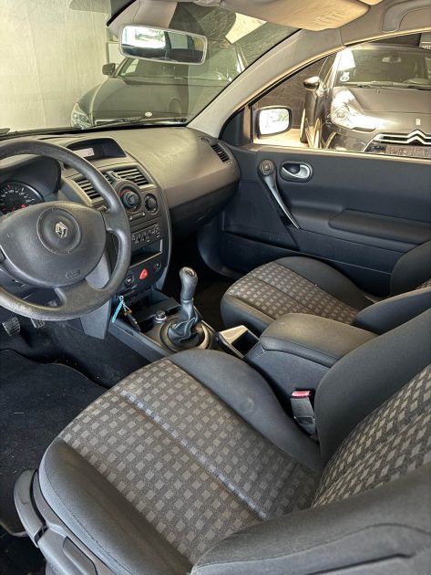 Renault Mégane 2 - 1.6 16V 110cv - Avantage - Garantie 12 mois ou 15.000km Distribution Neuve
