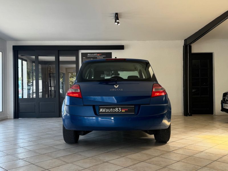 Renault Mégane 2 - 1.6 16V 110cv - Avantage - Garantie 12 mois ou 15.000km Distribution Neuve