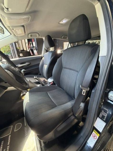 TOYOTA AURIS 1.6 LIFE 2010 - 64 755Kms - Distrib ok - Premier Main - Parfait Etat - Suivit TOYOTA