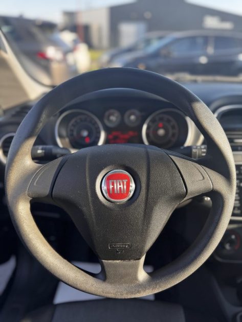 FIAT PUNTO 1.2 8V 69CH CULT 5P 2016